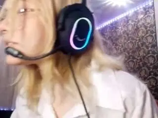 Peggyvoskamp  live sex cam