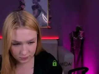 Playful-sophie  live sex cam