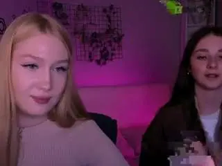 Playful-sophie  live sex cam