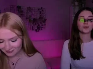 Playful-sophie  live sex cam