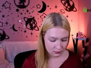 Playful-sophie  live sex cam