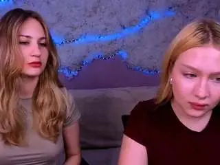 Playful-sophie  live sex cam