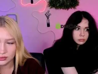Playful-sophie  live sex cam
