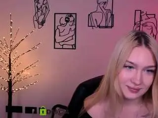 Playful-sophie  live sex cam