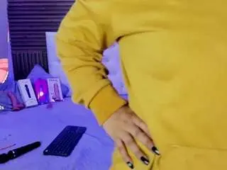 Shadenn1  live sex cam