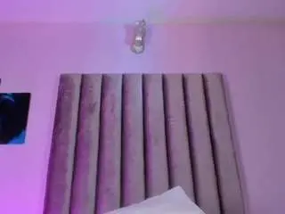 Isabella-flowers  live sex cam