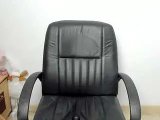 Kilenyapatrise  live sex cam