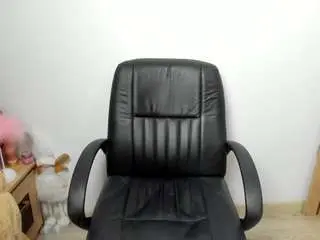 Kilenyapatrise  live sex cam