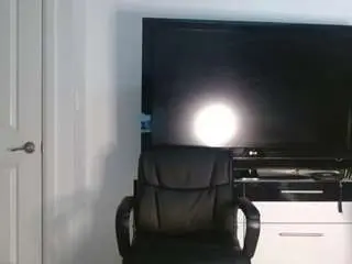 Realdiamonddoll  live sex cam