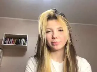 Simonaasante  live sex cam