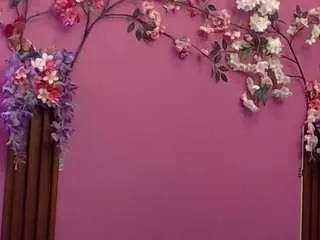 Skinnybarbie022  live sex cam