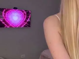 Karatacke  live sex cam