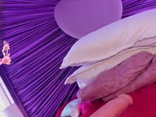 Kristal-swift  live sex cam