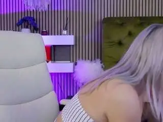 Ladytouch  live sex cam