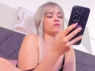 Scarleet1  live sex cam