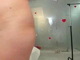 Alfawoman  live sex cam