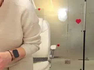 Alfawoman  live sex cam