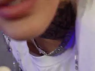 Blondie-muller  live sex cam