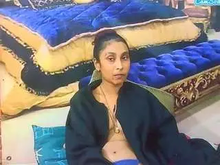 Indiansexybutt  live sex cam