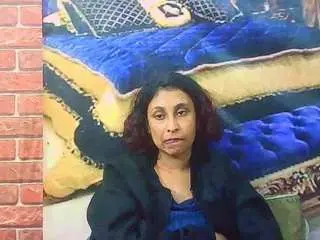 Indiansexybutt  live sex cam