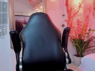 Lucianaportec  live sex cam