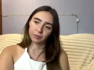 Maryellenyonashiro  live sex cam
