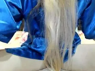 Ultrachick  live sex cam