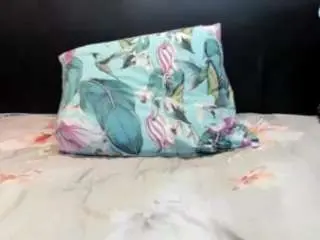 Ultrachick  live sex cam