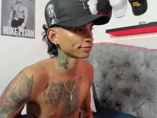 Ashlyn07  live sex cam