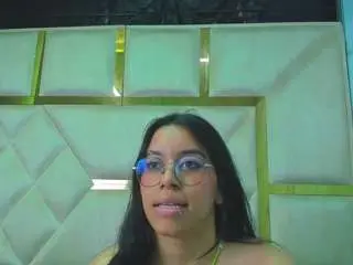 Crystalallure  live sex cam