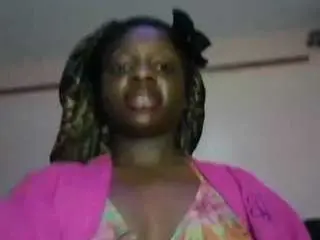 Hotteshy5  live sex cam