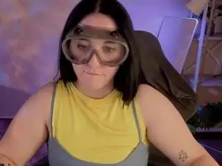Lucyy-haall  live sex cam