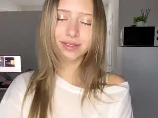 Mytrombetta  live sex cam