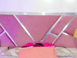 Ninnavous  live sex cam