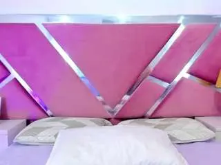 Ninnavous  live sex cam