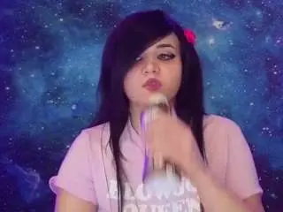 Trixiedoescamcam  live sex cam