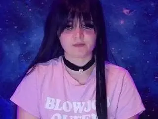 Trixiedoescamcam  live sex cam