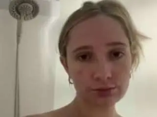 Babygirlmay  live sex cam