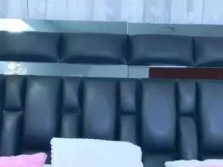 Dahianamoss  live sex cam