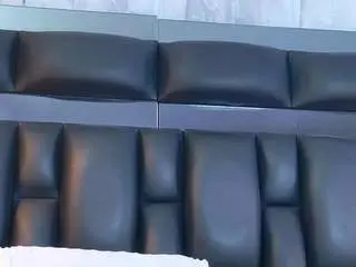 Dahianamoss  live sex cam