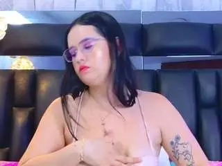 Dahianamoss  live sex cam