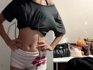 Earlinevichidvongsa  live sex cam