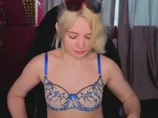 Elizabethrollens  live sex cam