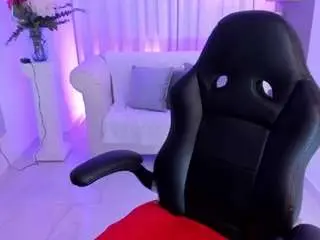 Julieeta  live sex cam