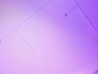 Lovelyeyess  live sex cam