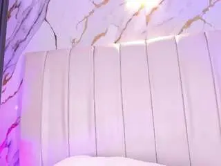 Lovelyeyess  live sex cam