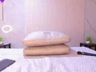 Luna-taylorss  live sex cam