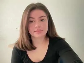 Youramy  live sex cam