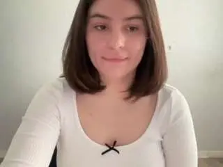 Youramy  live sex cam