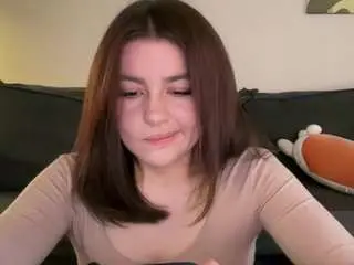 Youramy  live sex cam